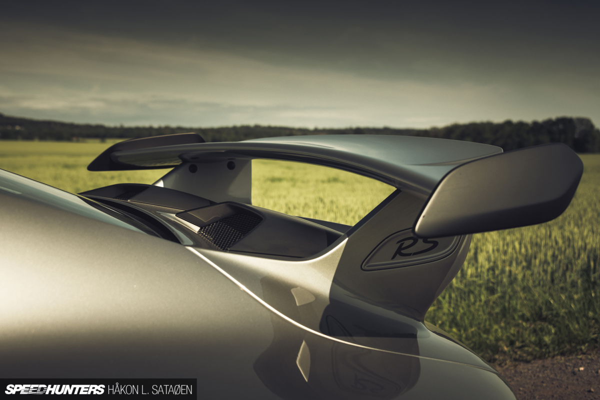 Speedhunters_Porsche_911_Turbo_RS_3-1