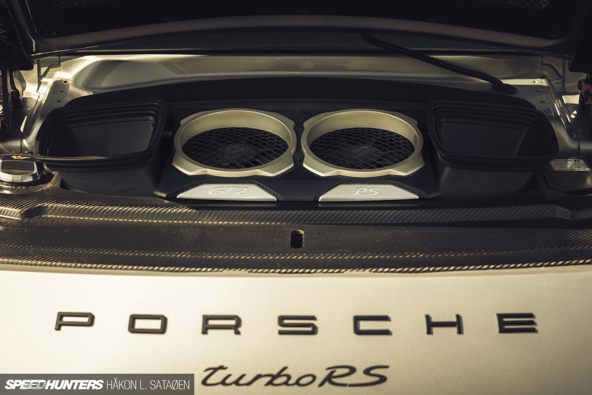 Speedhunters_Porsche_911_Turbo_RS_3-2