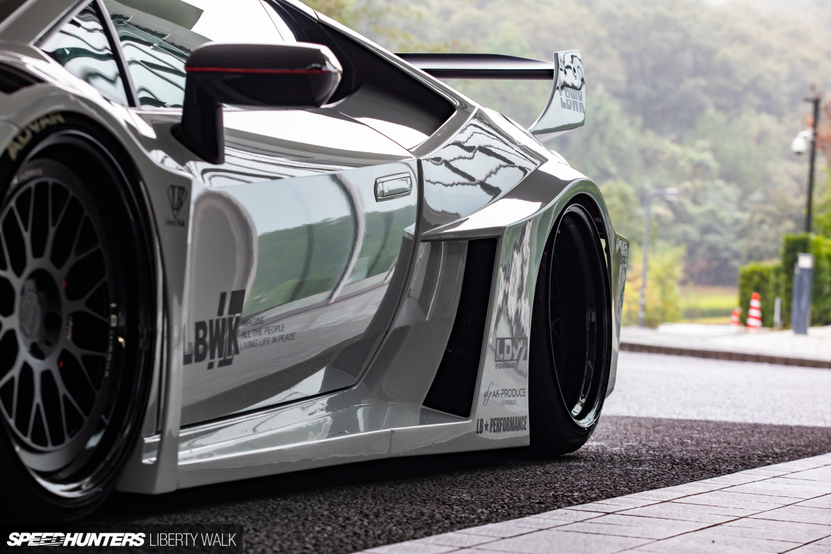 Speedhunters_Liberty_Walk_HURA_350_041