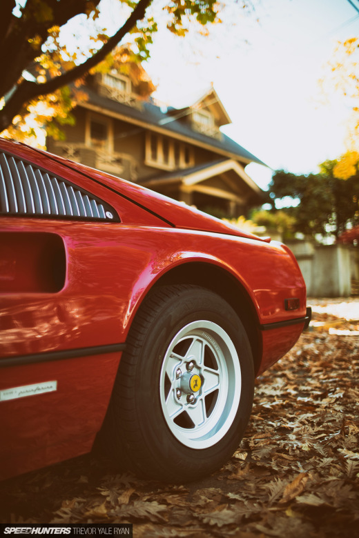 2019-Ferrari-308-Portland-Oregon_Trevor-Ryan-Speedhunters_012_6748