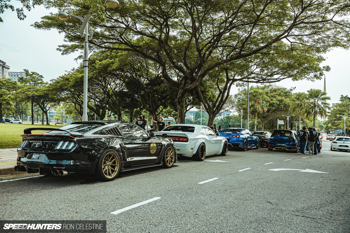 Speedhunters_Ron_Celestine_Drive4Paul_Mustang_Challanger
