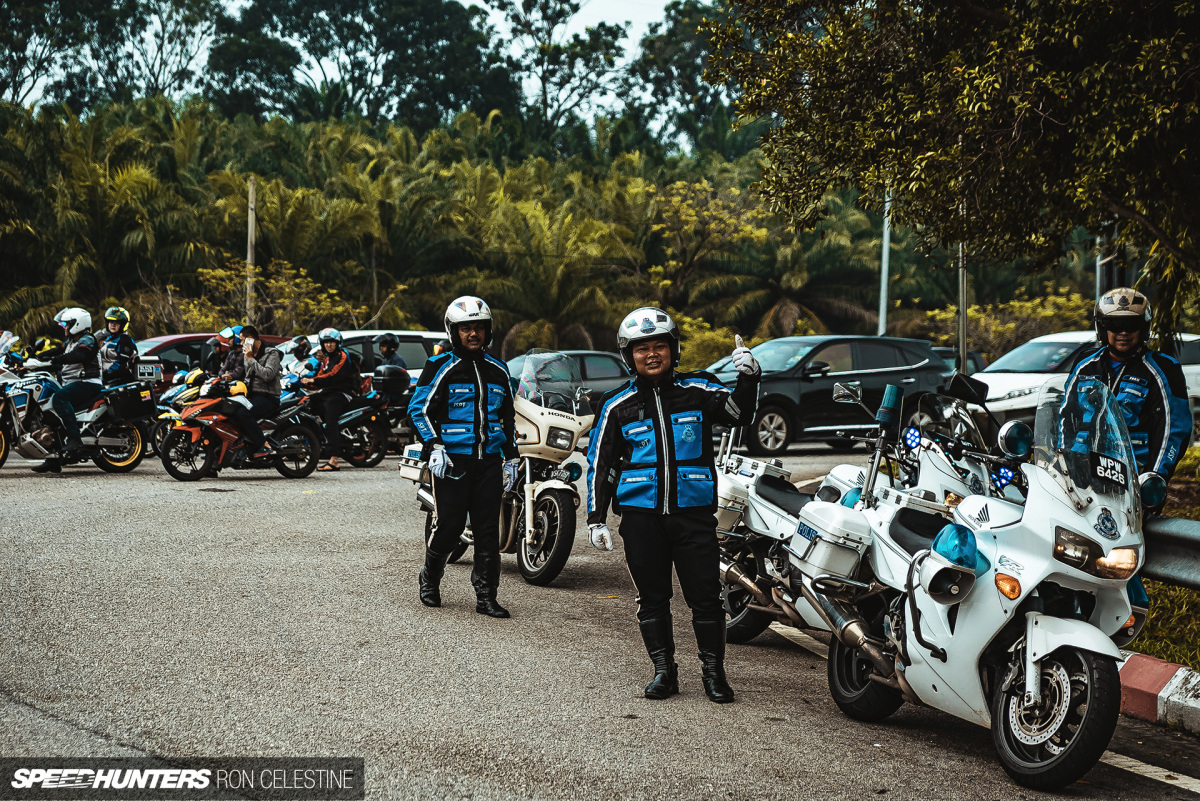 Speedhunters_Ron_Celestine_Drive4Paul_Police_1