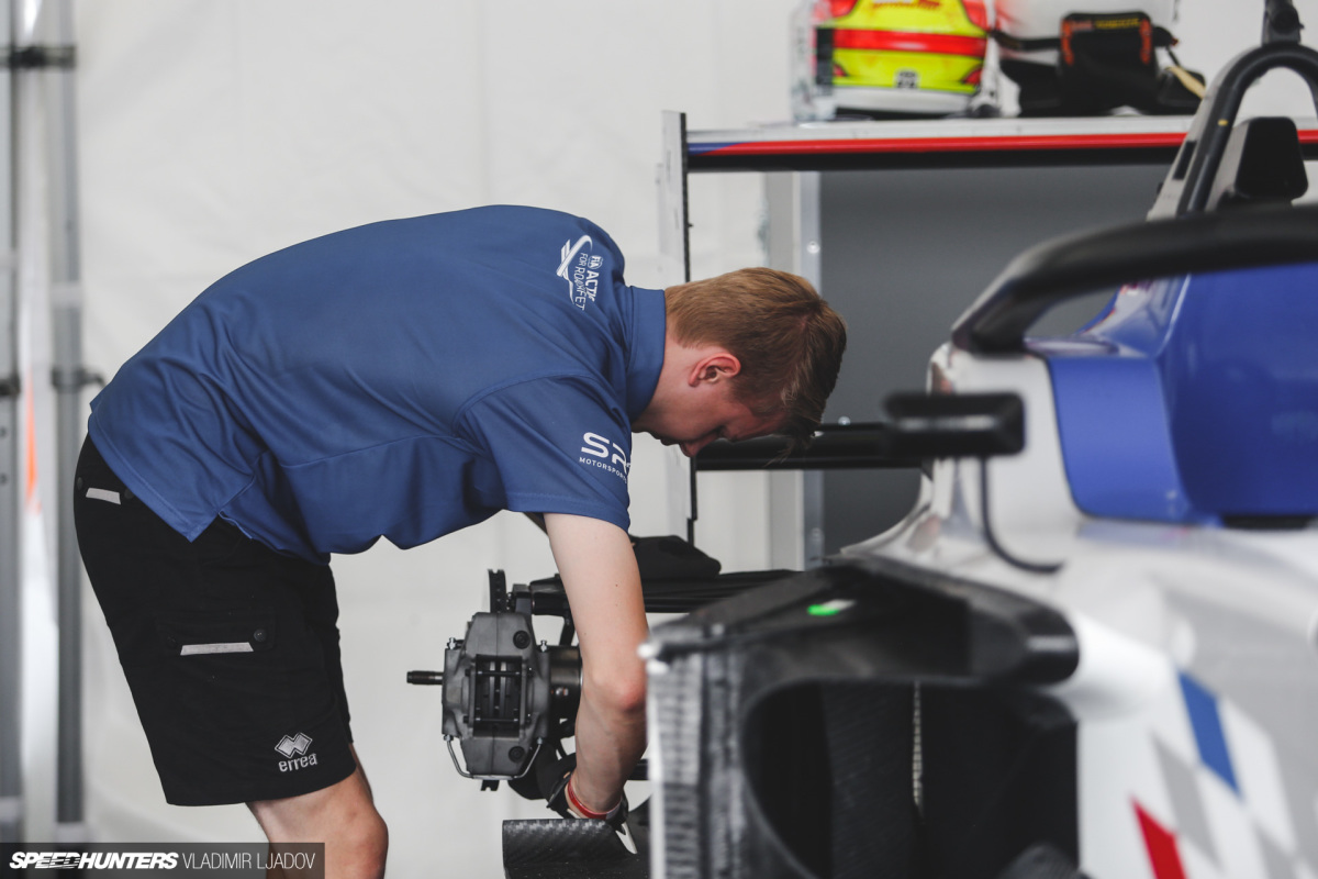 fia-motorsport-games-racing-by-wheelsbywovka-12