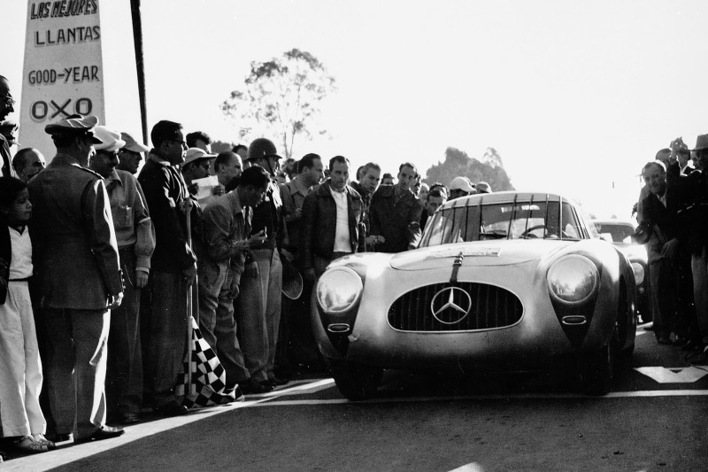 239084_Mercedes-Benz_SL_2017_-_A_l_essai_cette_semaine