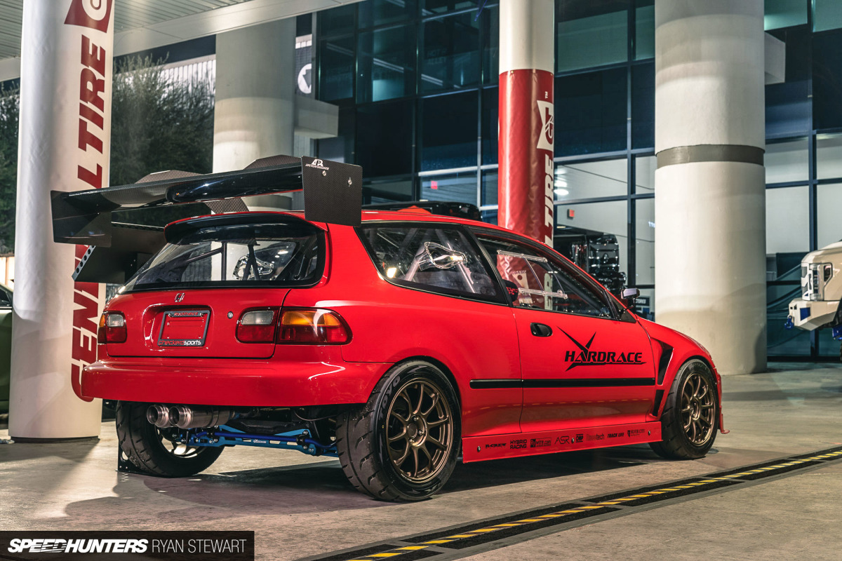 Speedhunters_Ryan_Stewart_SEMA_2019_redcivicrear34