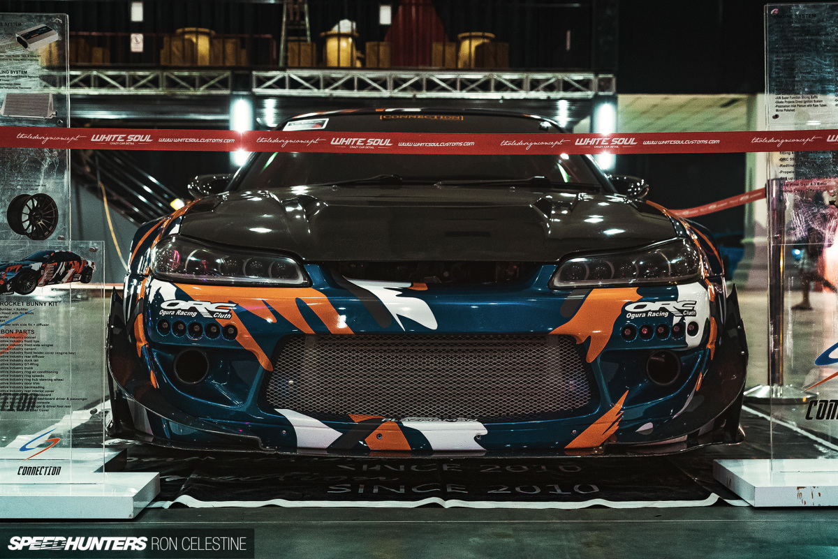 Speedhunters_RonCelestine_BlackAutoBattle_S15_Drift