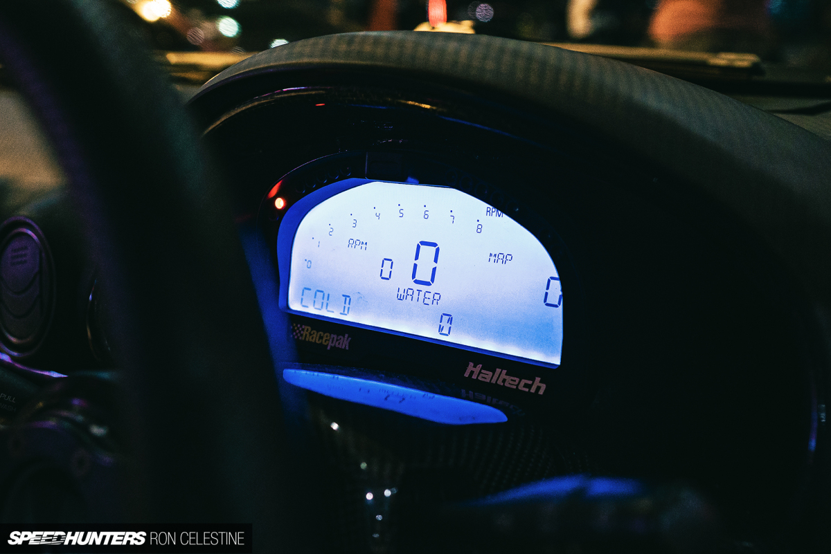Speedhunters_RonCelestine_BlackAutoBattle_S15Interior