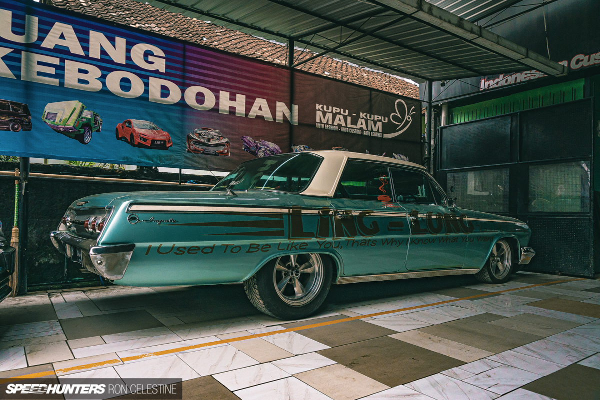 Speedhunters_RonCelestine_Kupu_Kupu_Malam_Lowrider