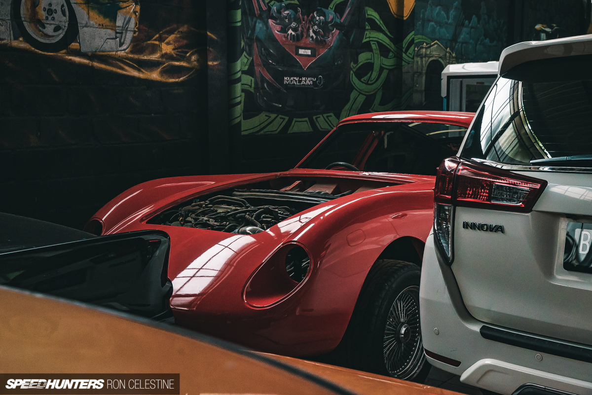 Speedhunters_RonCelestine_Kupu_Kupu_Malam_Ferrari250