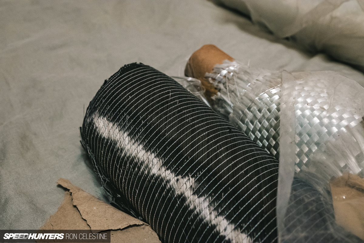 Speedhunters_RonCelestine_ProjectRough_ER34_Shaken_Carbon