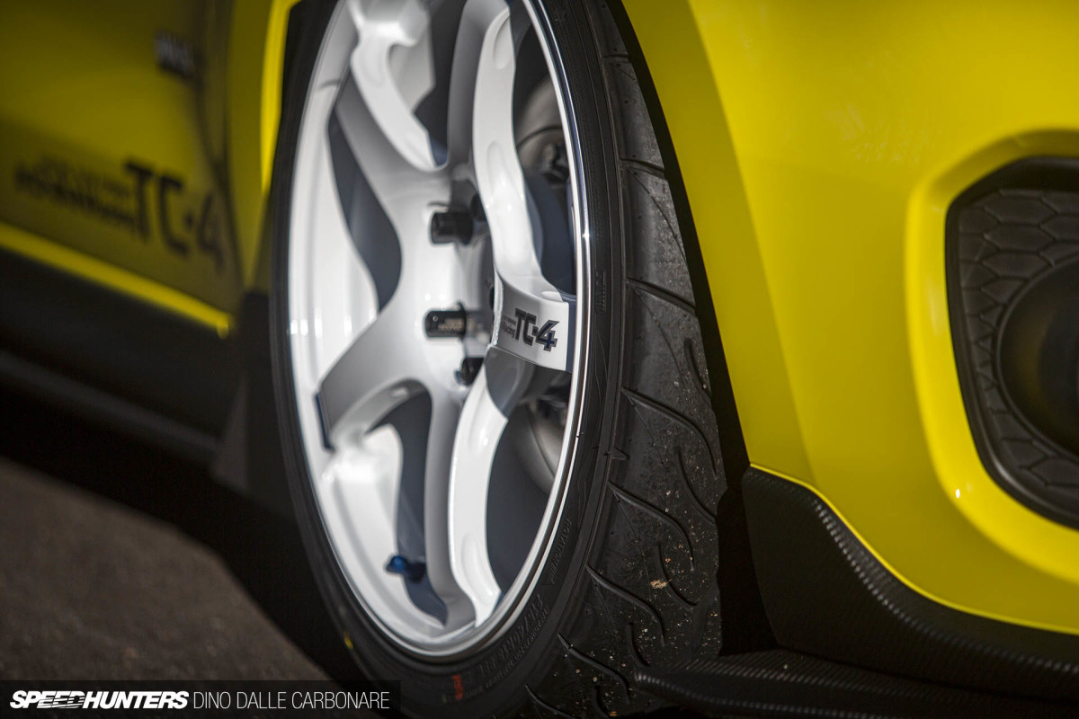 hks_swift_dino_dalle_carbonare_03