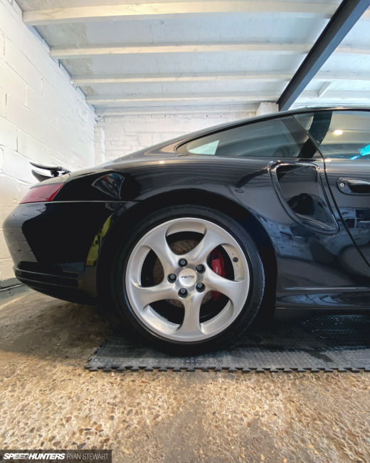 E200F1DA-A5FD-49D1-BB71-6B60C124B9CC