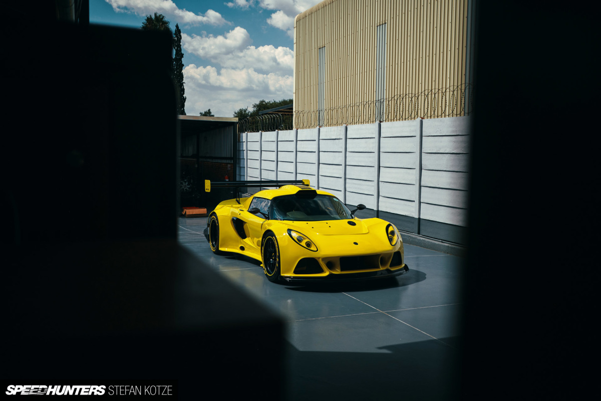 stefan-kotze-speedhunters-lotus-amg-143