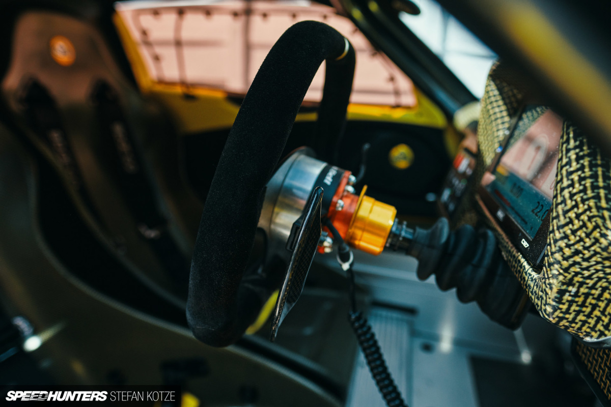stefan-kotze-speedhunters-lotus-amg-135