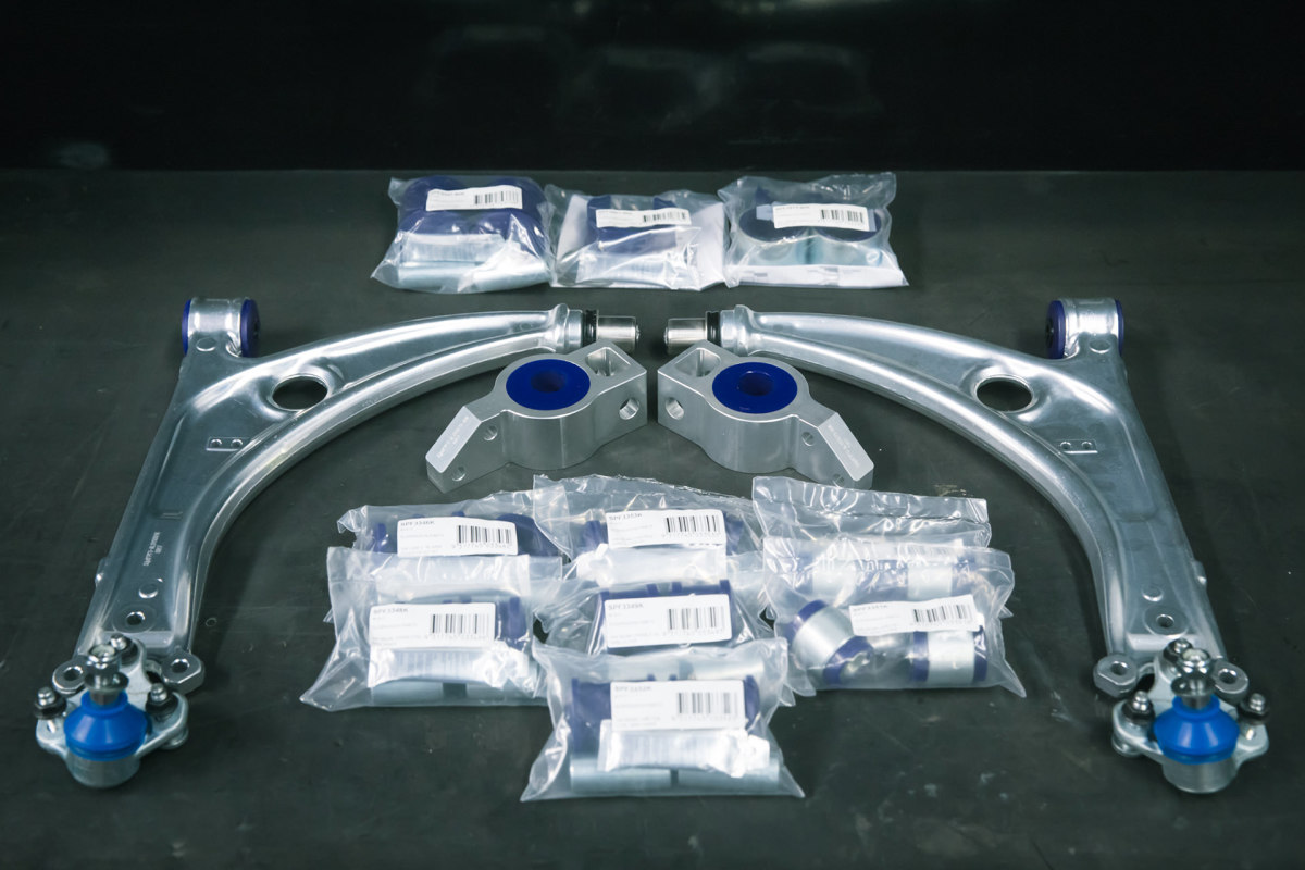 Ved-R32-Build-Pics (83)