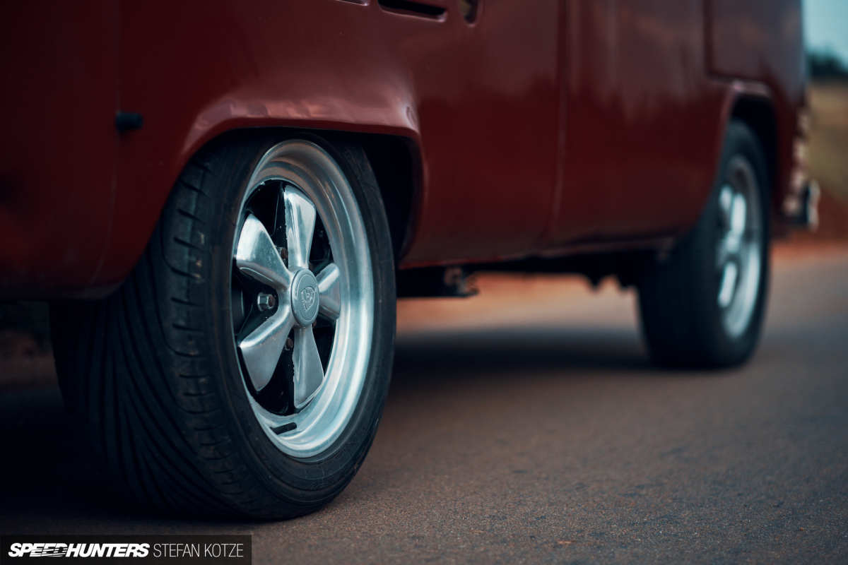 stefan-kotze-speedhunters-porsche-kombi- 18