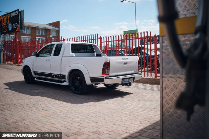 stefan-kotze-speedhunters-hilux-amg- 28