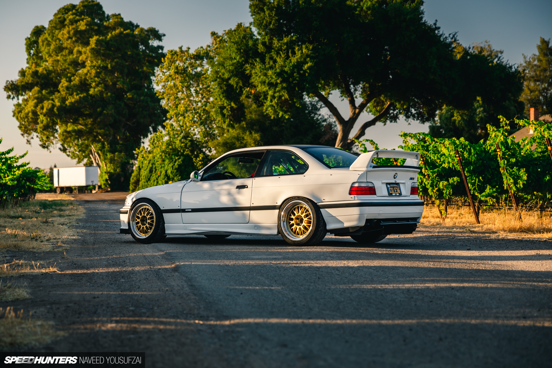 IMG_9975Shafiqs-E36M3-For-SpeedHunters-By-Naveed-Yousufzai