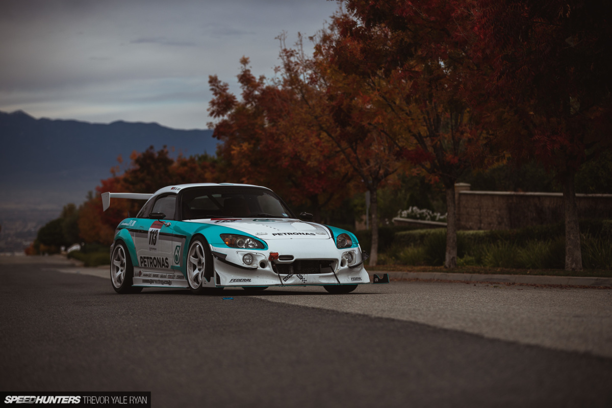 2020-Rainbow-S2000-The-Drivers-Edge_Trevor-Ryan-Speedhunters_002_2469