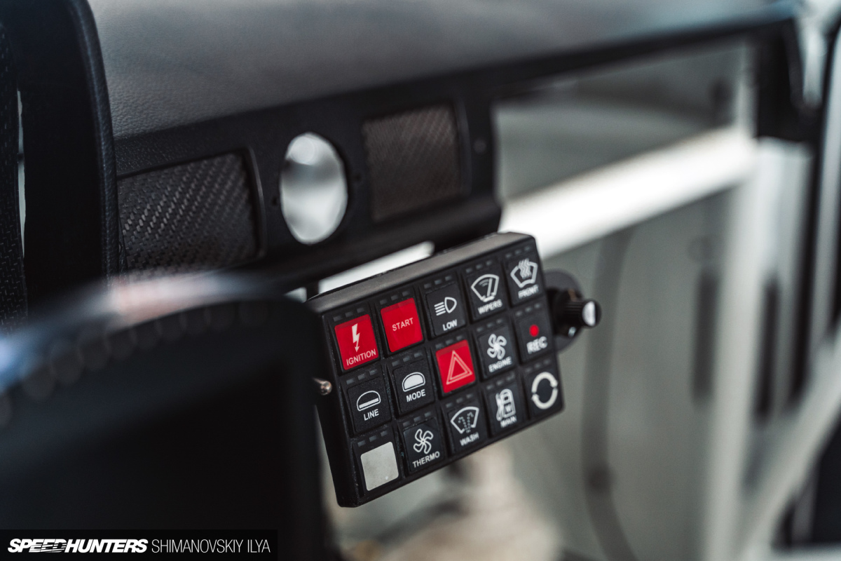 Speedhunters_Shim_Ilya_GAZ-24_DSC09745