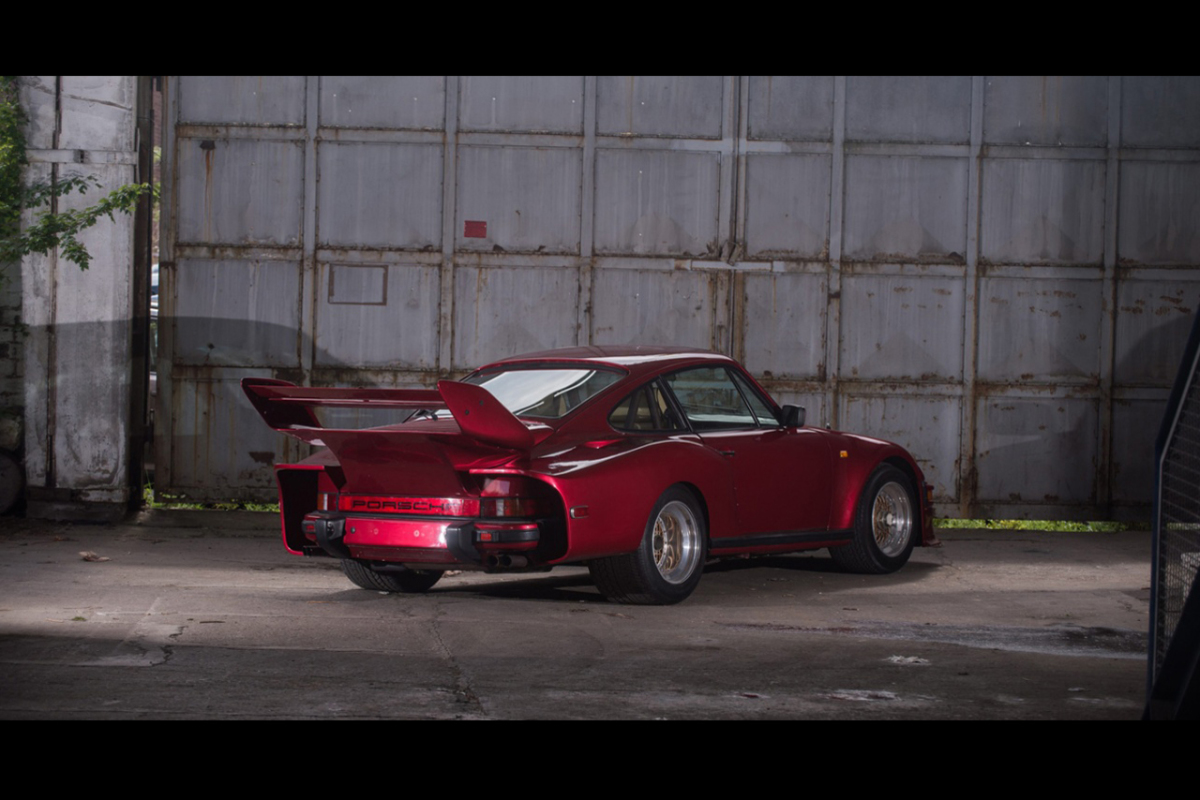 Porsche-935-Street-2