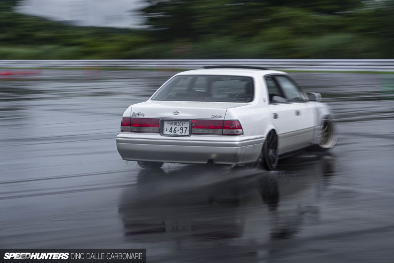 1u-jzs151-crown_dino_dalle_carbonare_03