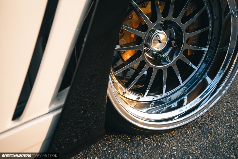 2020-Air-Lift-Performance-Infiniti-Q50-Chris-Cu_Trevor-Ryan-Speedhunters_030_7167