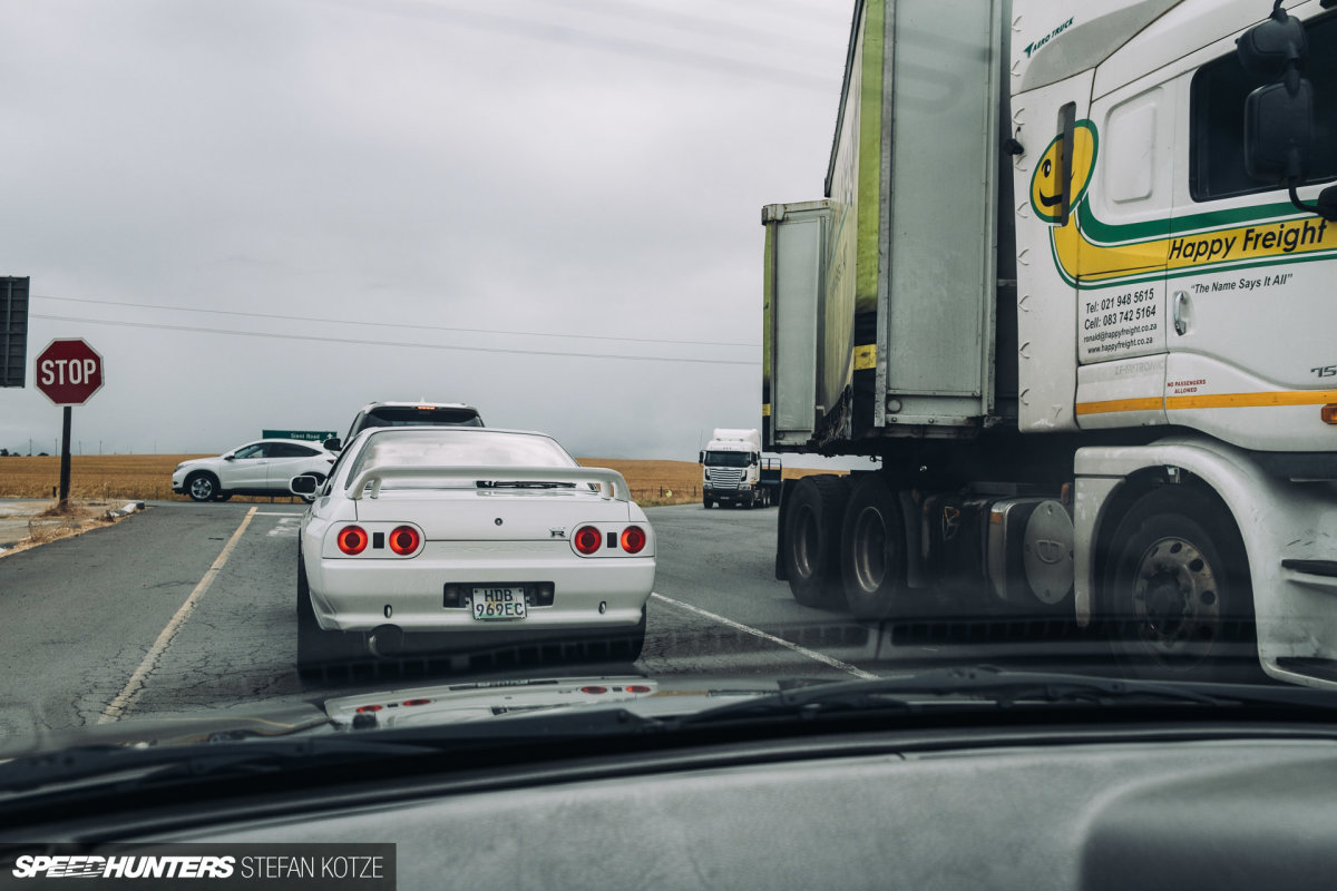 stefan-kotze-speedhunters-nissan-skyline-r32-brothers (19)