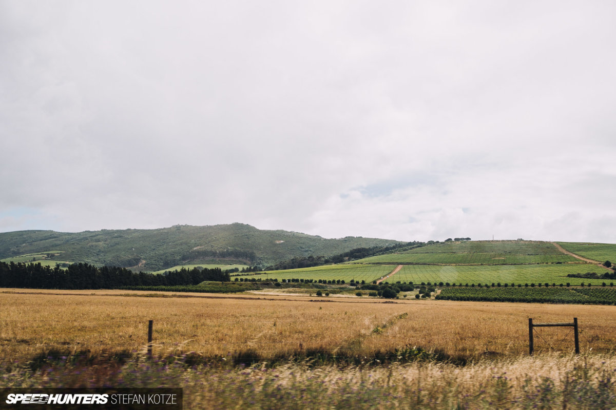 stefan-kotze-speedhunters-nissan-skyline-r32-brothers (34)