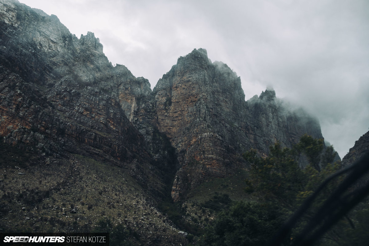 stefan-kotze-speedhunters-nissan-skyline-r32-brothers (36)