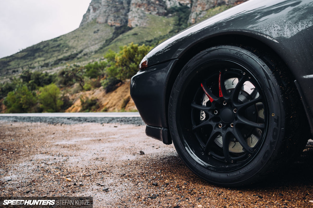 stefan-kotze-speedhunters-nissan-skyline-r32-brothers (50)