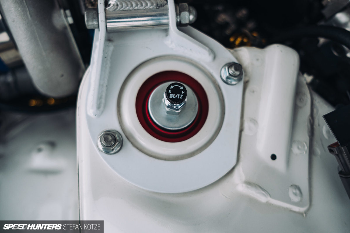 stefan-kotze-speedhunters-nissan-skyline-r32-brothers (167)