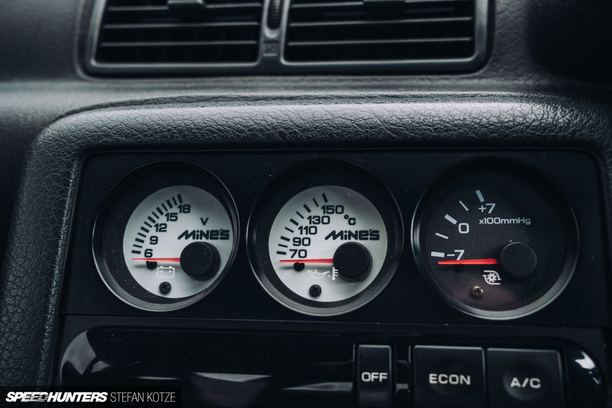 stefan-kotze-speedhunters-nissan-skyline-r32-brothers (203)