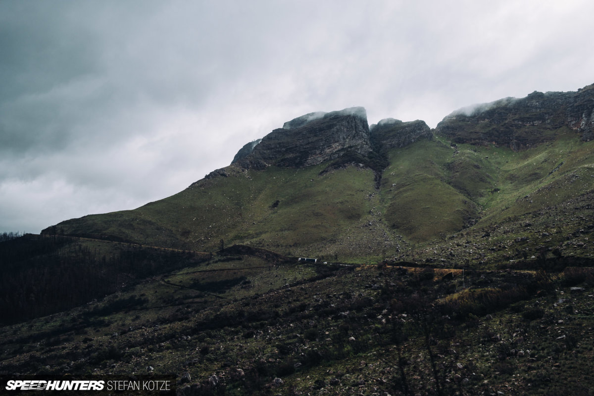 stefan-kotze-speedhunters-nissan-skyline-r32-brothers (93)