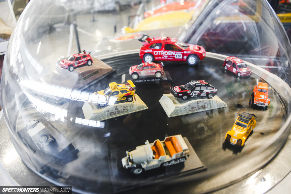 citroen-museum-consenvatory-by-wheelsbywovka-81