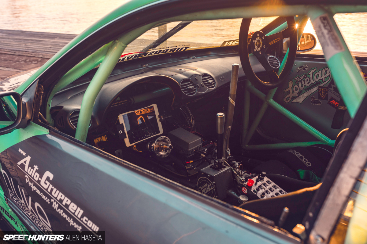 Speedhunters_Alen_Haseta_Interior_9