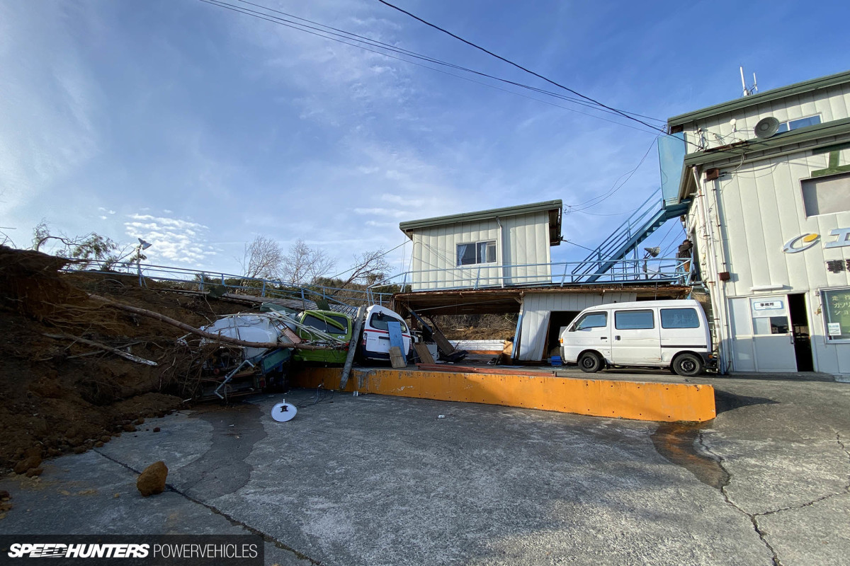 ebisu_earthquake_21_dino_dalle_carbonare_10