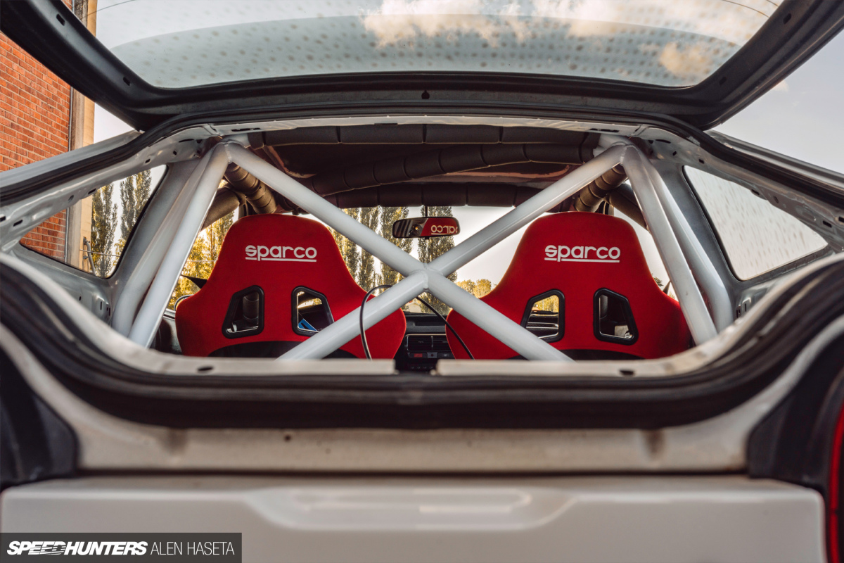 Speedhunters_Alen_Haseta_Interior8