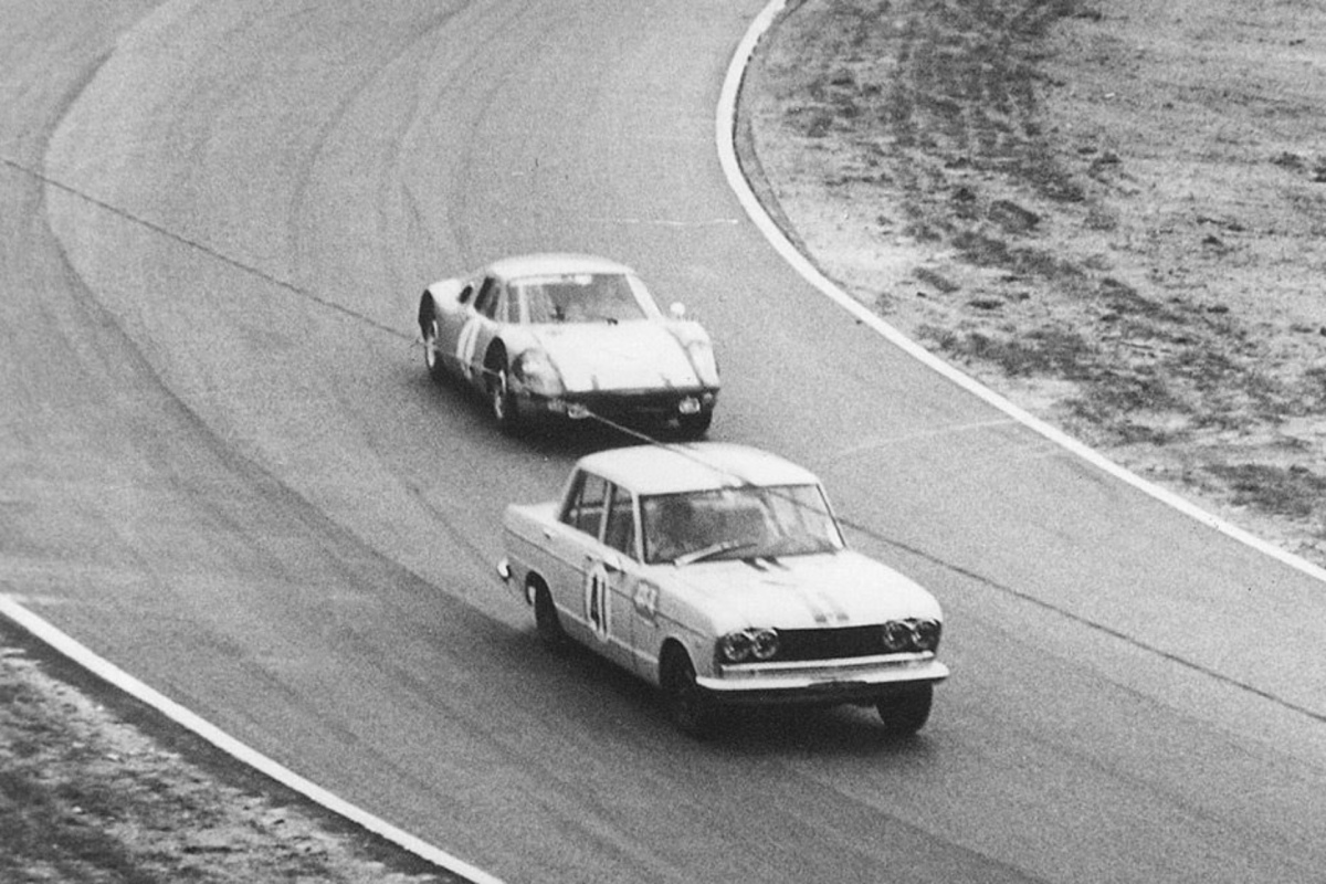 1_the-first-skyline-gt-was-born-from-racing-1476934833791-1000x625