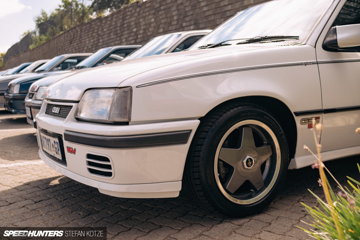 stefan-kotze-opel-superboss-bmw-325is-speedhunters (19)