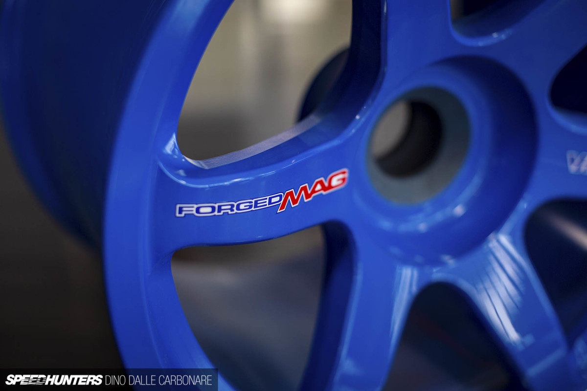 rays_volk_racing_dino_dalle_carbonare_02