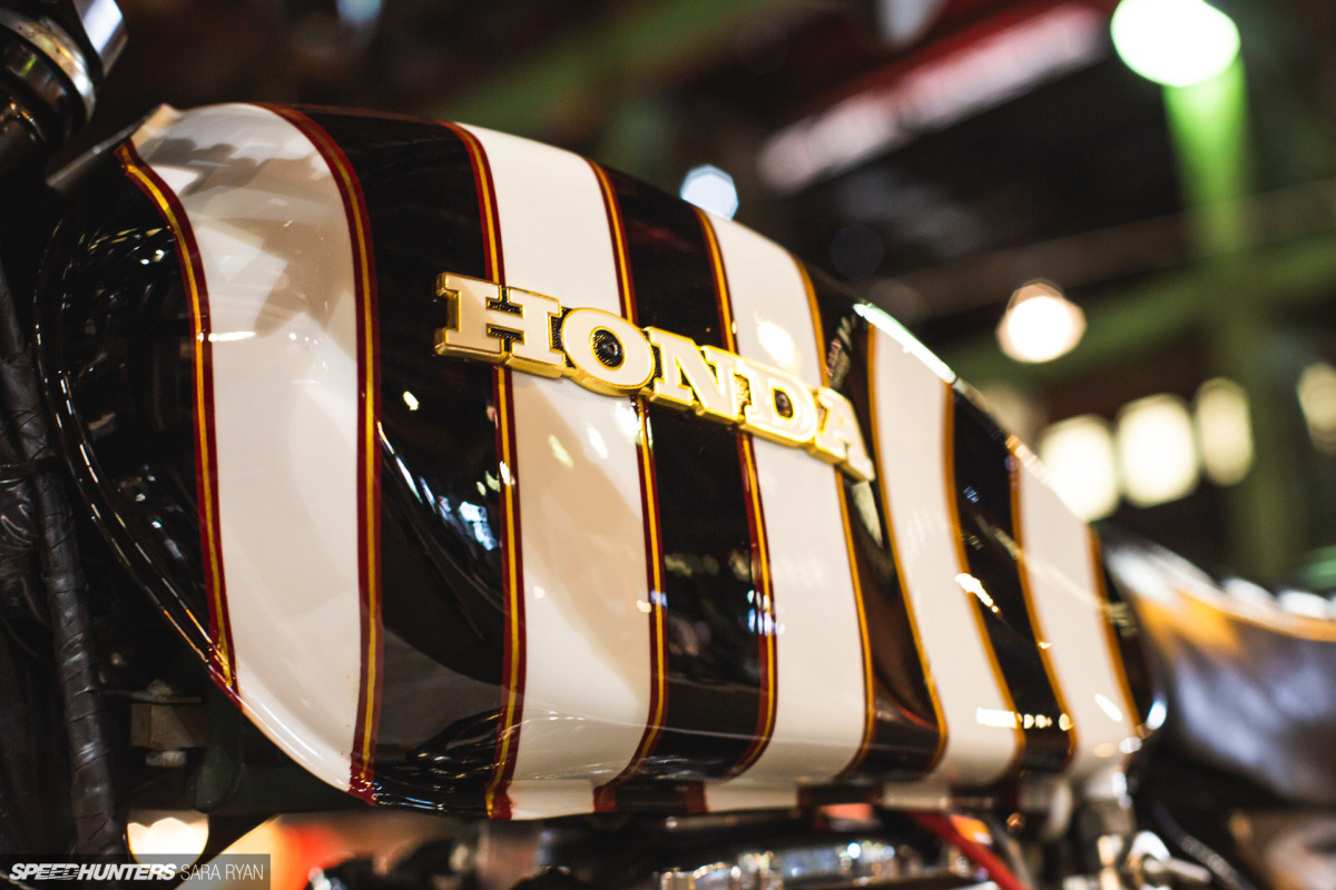 2021-1Moto-Seats-Tanks-Art_Trevor-Ryan-Speedhunters_012_2086