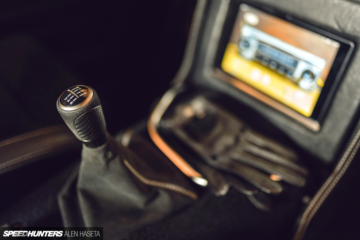 Speedhunters_2002_Interior_9