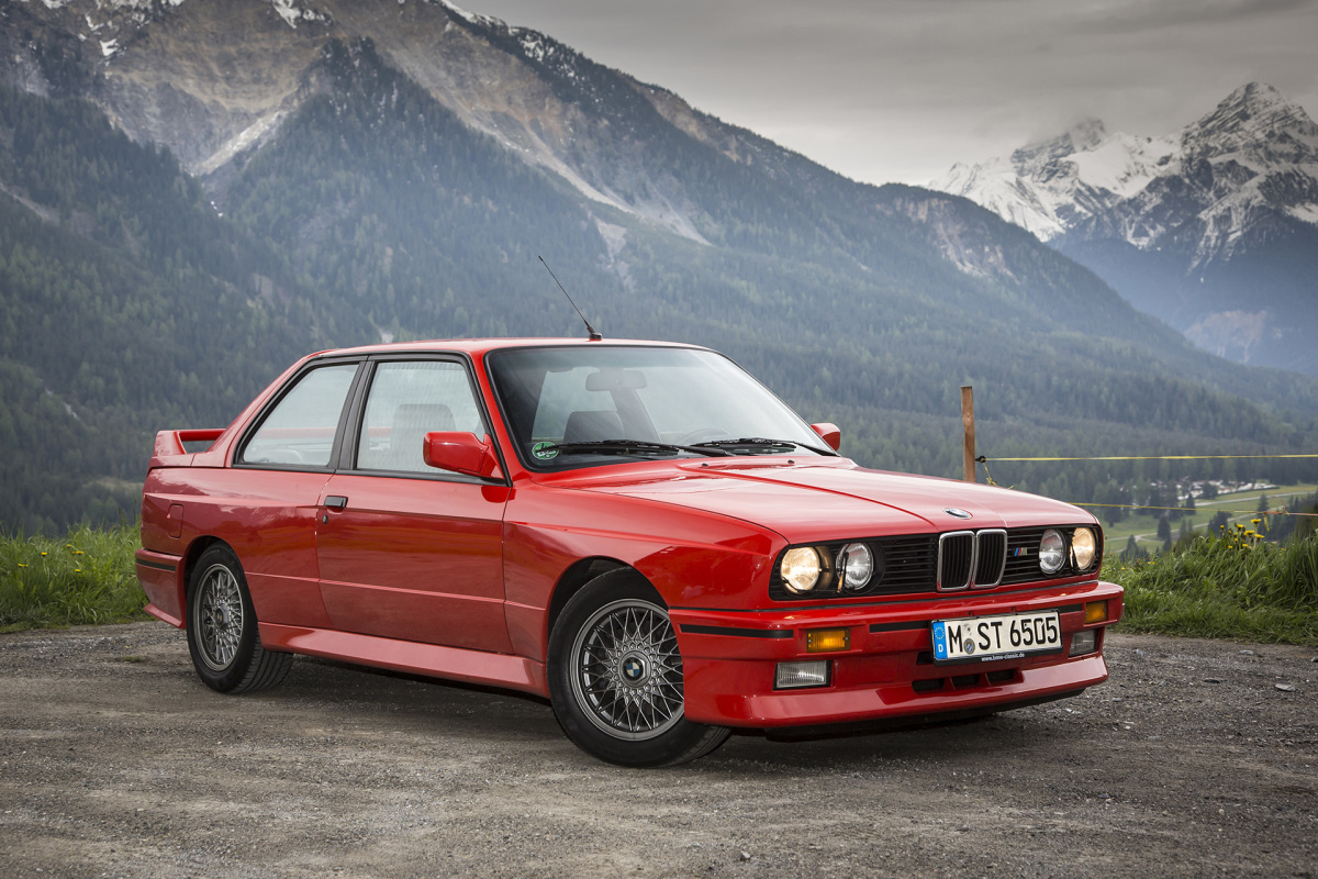 P90233605_highRes_the-bmw-m3-e30-09-20