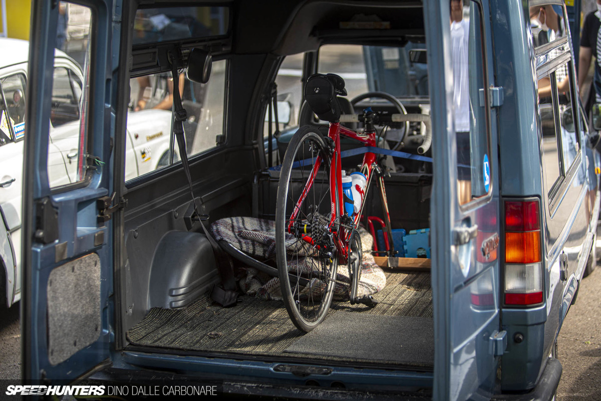 tokyo_cars_coffee_french_84