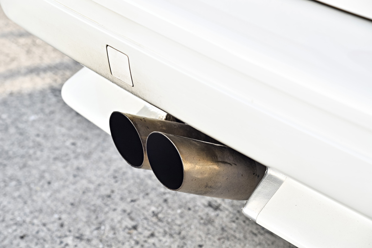 P90237166_highRes_the-bmw-m3-dtm-e30-0