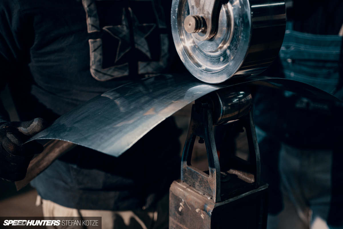 stefan-kotze-speedhunters-english-wheel-fabrication  (17)