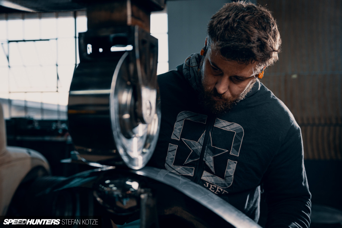 stefan-kotze-speedhunters-english-wheel-fabrication  (44)
