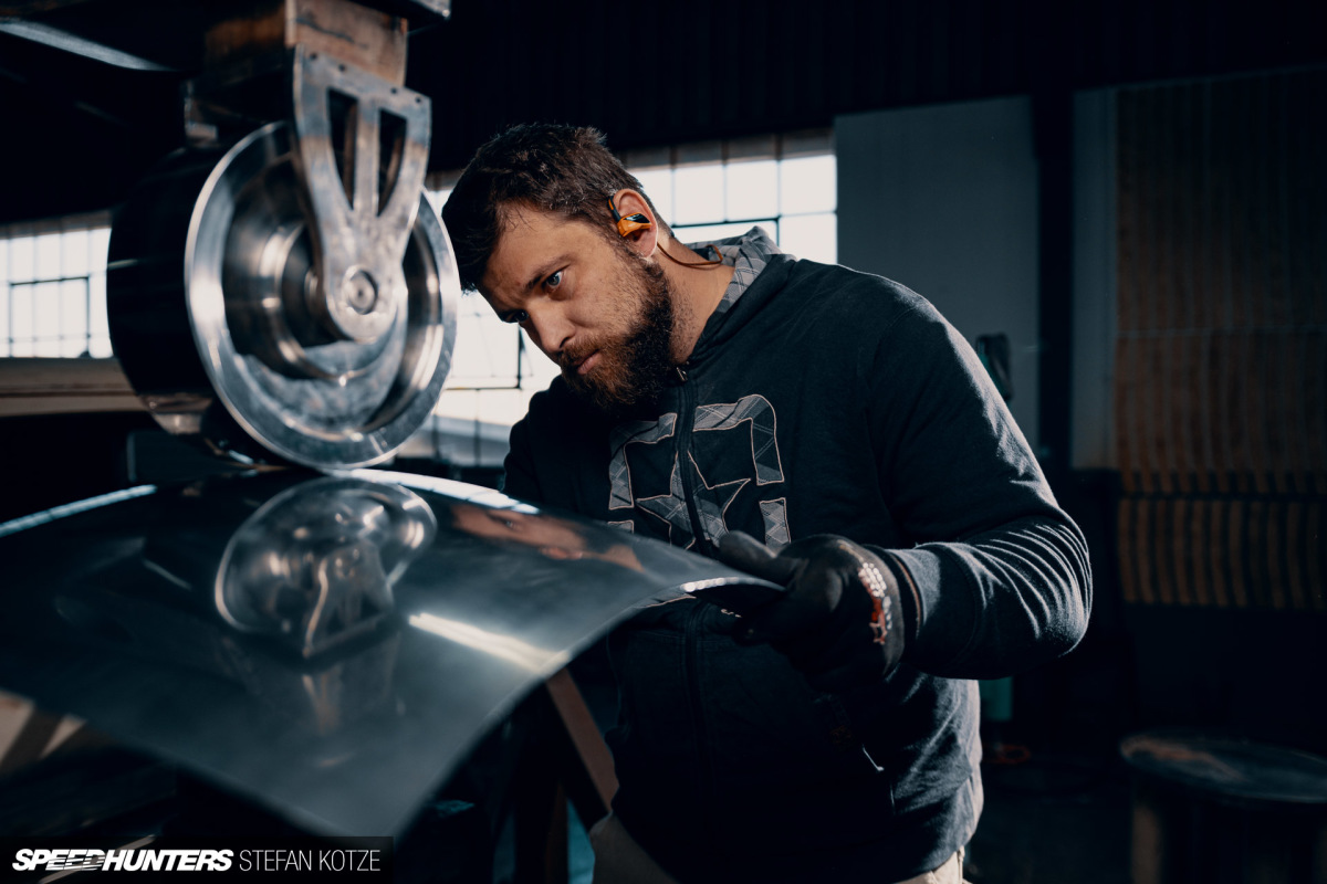 stefan-kotze-speedhunters-english-wheel-fabrication  (46)