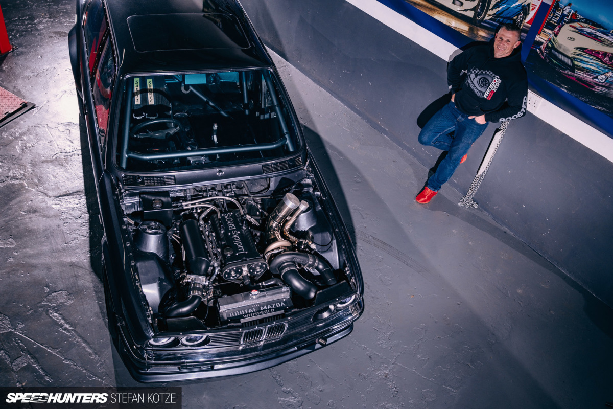 stefan-kotze-mazda-powered-bmw-e30-speedhunters (36)
